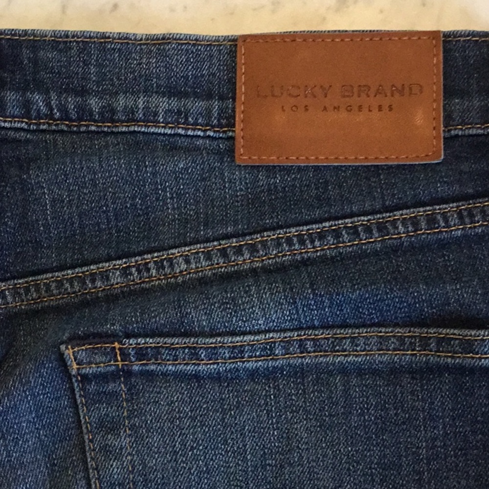 Lucky Brand Men’s Slim Bundle - Picture 15 of 16